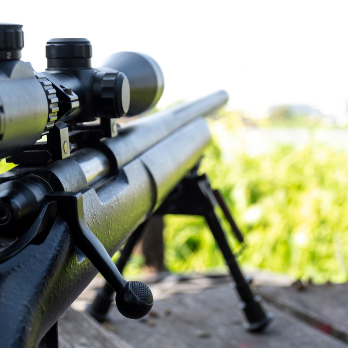 How to Select the Right Optics: Binoculars and Scopes for Hunting