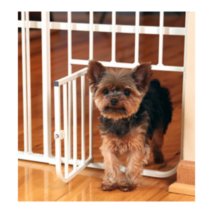 Carlson Big Tuffy Expandable Gate with Small Pet Door - HuntEmUp