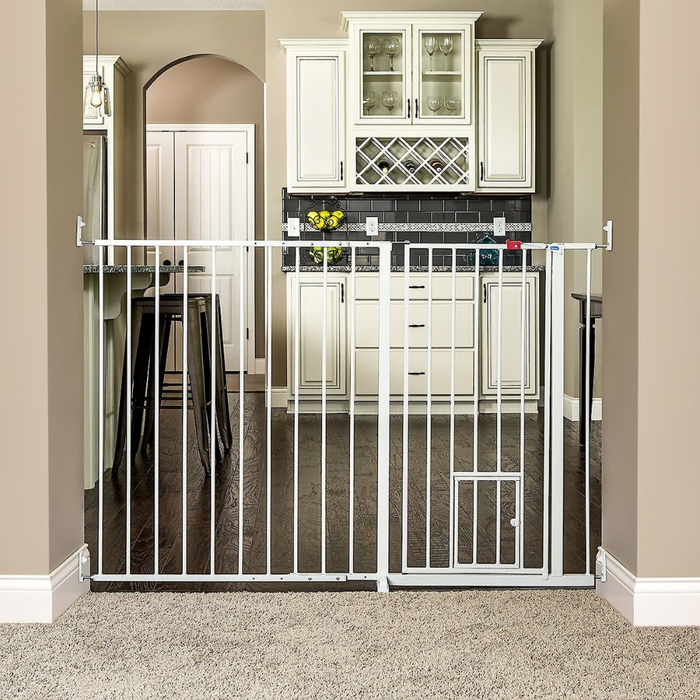 Carlson Extra Tall Maxi Walk-Thru Gate with Pet Door