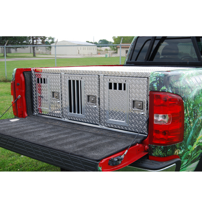 Owens Dog Box 55040 - Hunter Series Triple Compartment