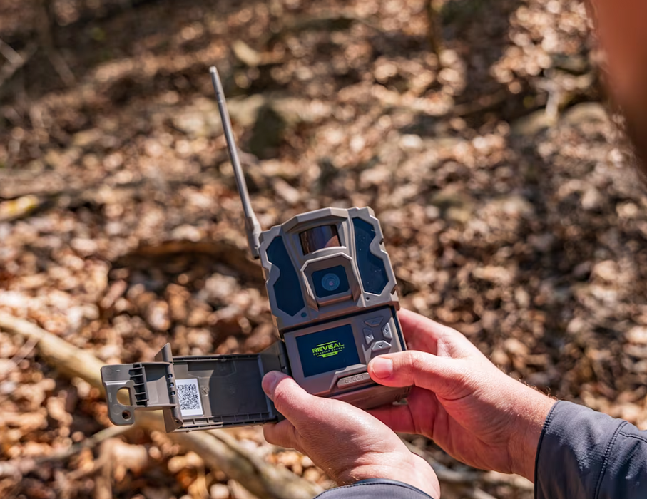 Tactacam Reveal PRO 3.0 Trail Camera with Folding Solar Panel, HEU 32GB SD Card, Reader with Case & Cleaning Cloth – HuntEmUp Solar Bundle