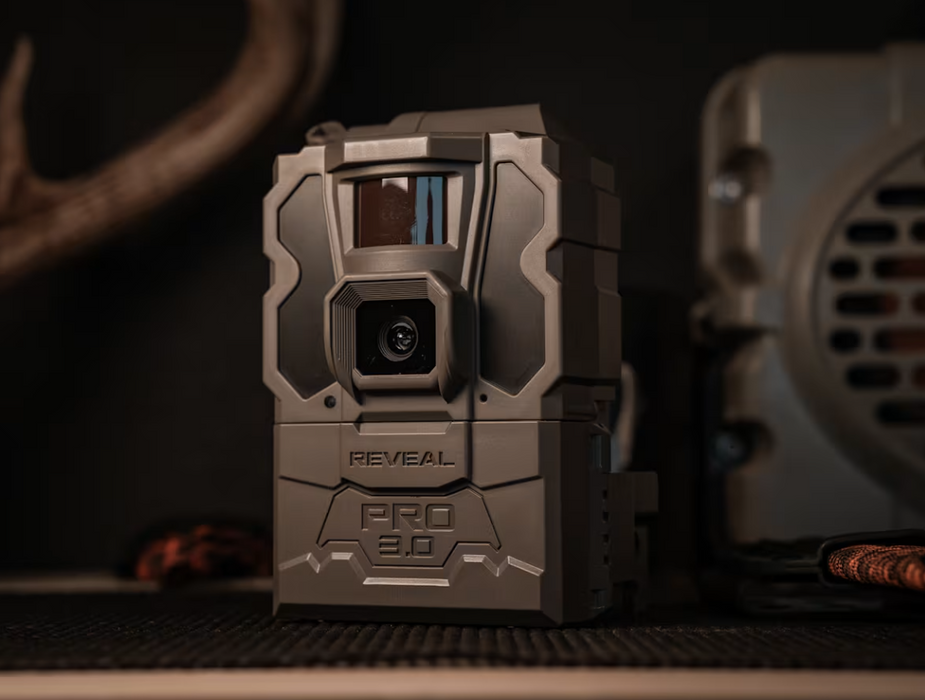 Tactacam Reveal PRO 3.0 Trail Camera with Folding Solar Panel, HEU 32GB SD Card, Reader with Case & Cleaning Cloth – HuntEmUp Solar Bundle