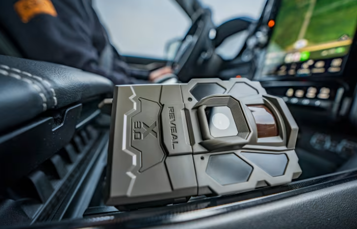 Tactacam Reveal X 3.0 Cellular Trail Camera 2-Pack with HuntEmUp 32GB SD Cards, Card Reader with case & Cleaning Cloth – HuntEmUp Bundle