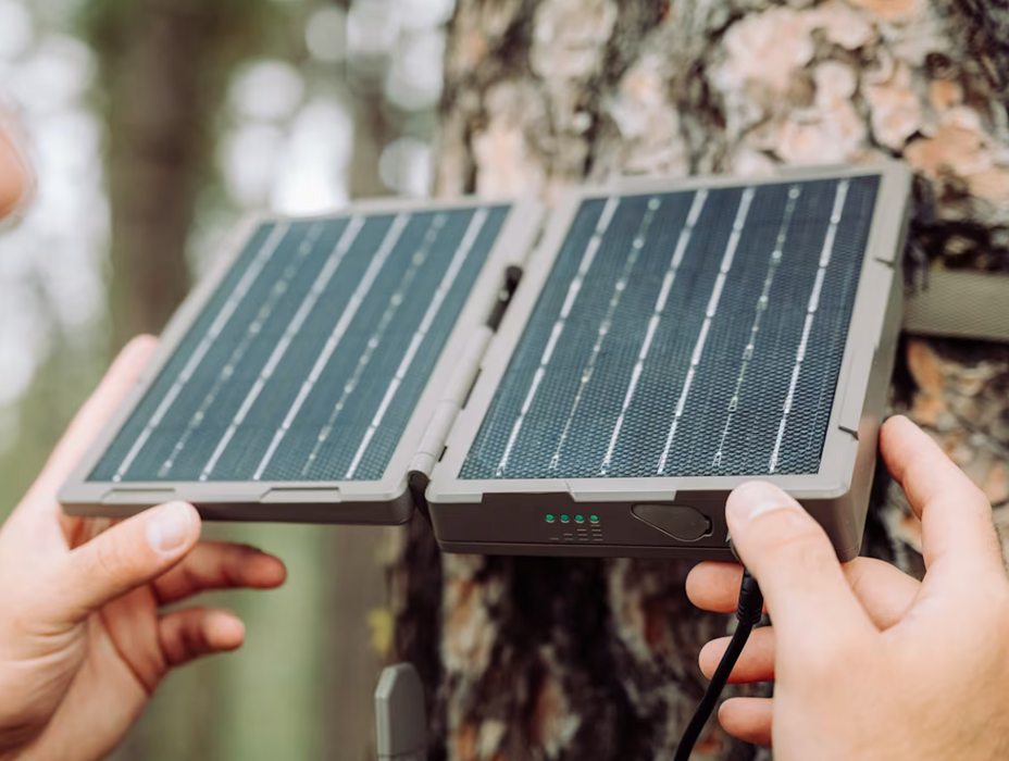 Tactacam Reveal PRO 3.0 Trail Camera with Folding Solar Panel, HEU 32GB SD Card, Reader with Case & Cleaning Cloth – HuntEmUp Solar Bundle